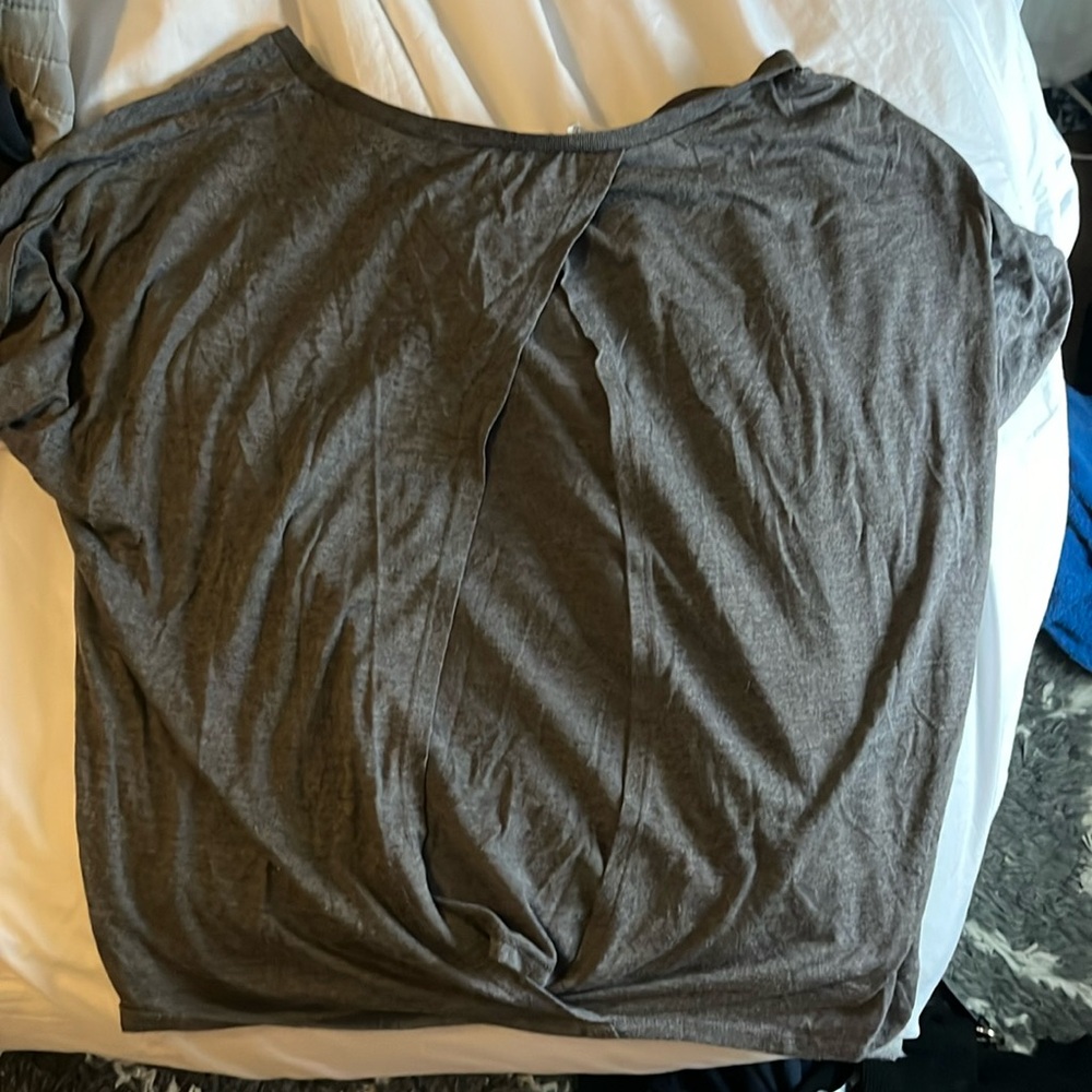 Aloe yoga gray open back top